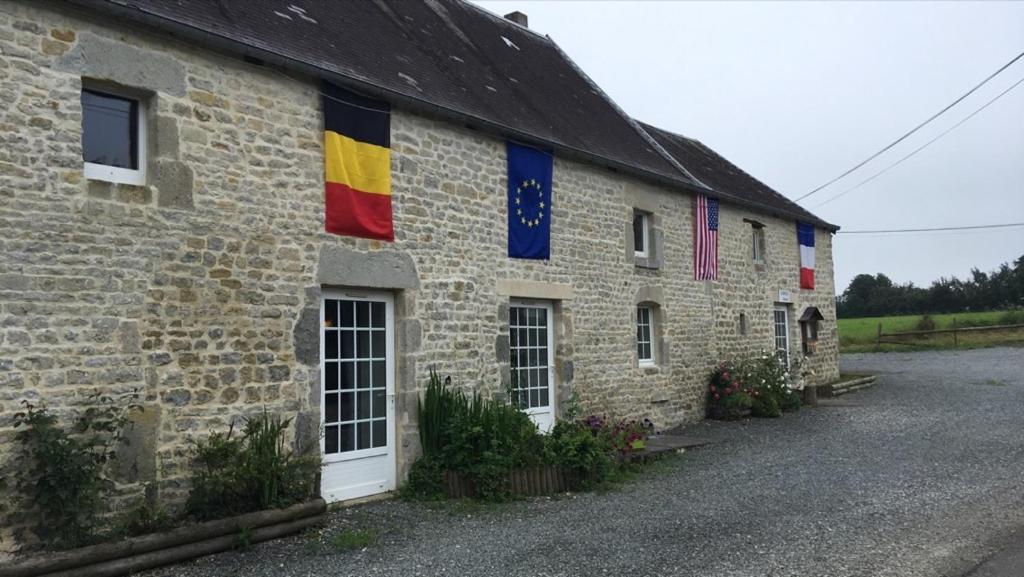 Chevrerie De La Huberdiere Liesville-sur-Douve Exteriör bild